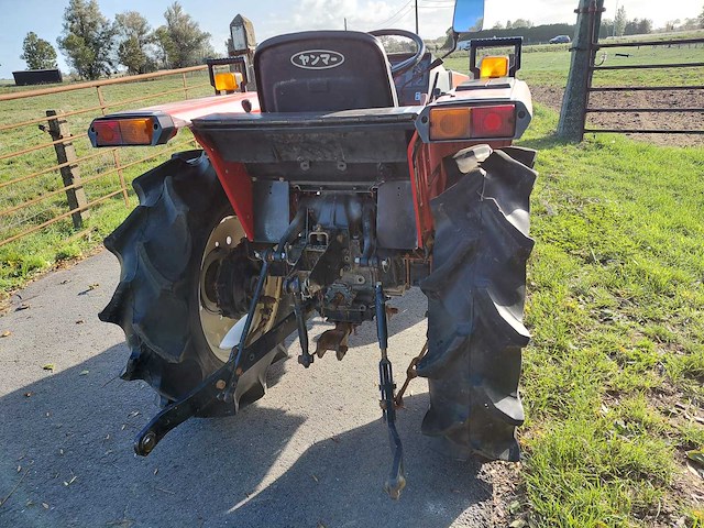 Yanmar f125 minitractor - afbeelding 8 van  13