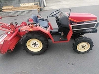 Yanmar f145dt vierwielaangedreven minitractor met grondfrees - afbeelding 9 van  15