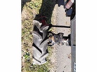 Yanmar f155 vierwielaangedreven minitractor met grondfrees - afbeelding 10 van  18