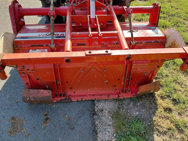 Yanmar f155 vierwielaangedreven minitractor met grondfrees - afbeelding 14 van  18