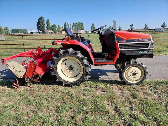 Yanmar f155 vierwielaangedreven minitractor met grondfrees - afbeelding 3 van  18