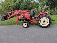 Yanmar f175 vierwielaangedreven minitractor met frontlader - afbeelding 1 van  21