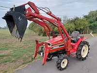 Yanmar f175 vierwielaangedreven minitractor met frontlader - afbeelding 18 van  21
