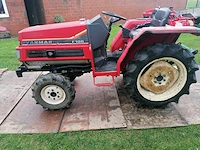 Yanmar f195 vierwielaangedreven minitractor - afbeelding 1 van  12