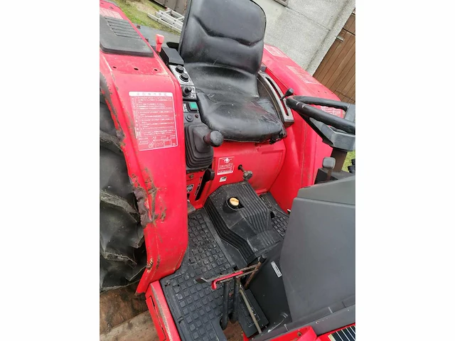 Yanmar f195 vierwielaangedreven minitractor - afbeelding 9 van  12