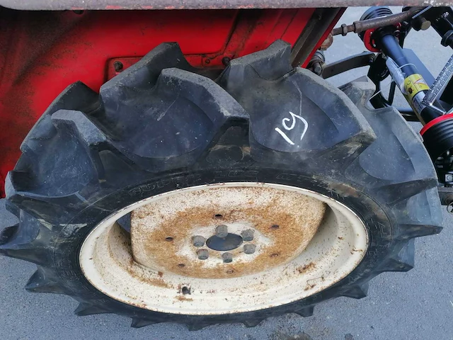 Yanmar f195d vierwielaangedreven minitractor met kunstmeststrooier - afbeelding 4 van  16
