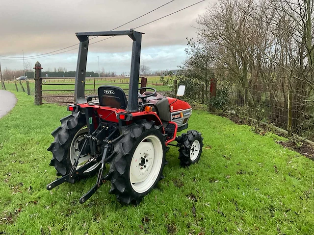 Yanmar f200d minitractor - afbeelding 7 van  10