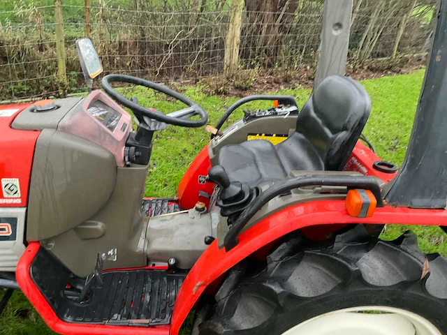 Yanmar f200d minitractor - afbeelding 9 van  10