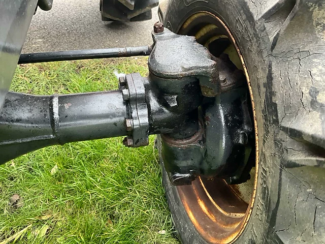 Yanmar f24d vierwielaangedreven minitractor - afbeelding 15 van  15