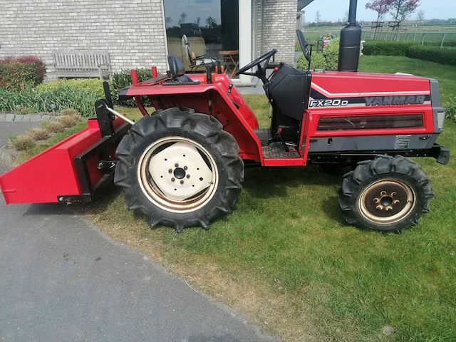 Yanmar fx20d vierwielaangedreven minitractor met kipbak - afbeelding 10 van  16