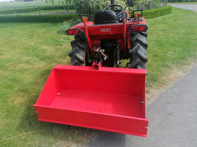 Yanmar fx20d vierwielaangedreven minitractor met kipbak - afbeelding 11 van  16