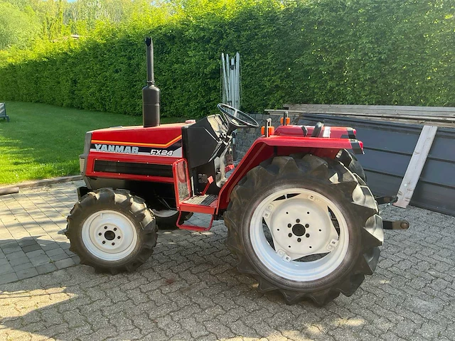 Yanmar fx24 minitractor - afbeelding 32 van  34