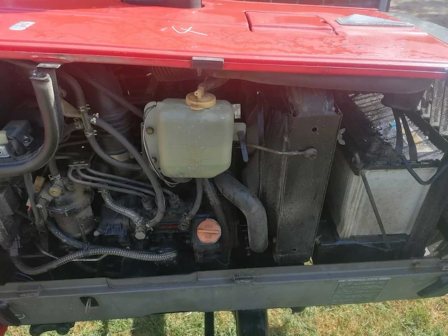 Yanmar fx24d vierwielaangedreven minitractor - afbeelding 4 van  13