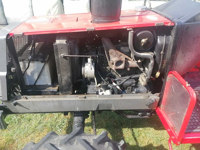 Yanmar fx24d vierwielaangedreven minitractor - afbeelding 5 van  13