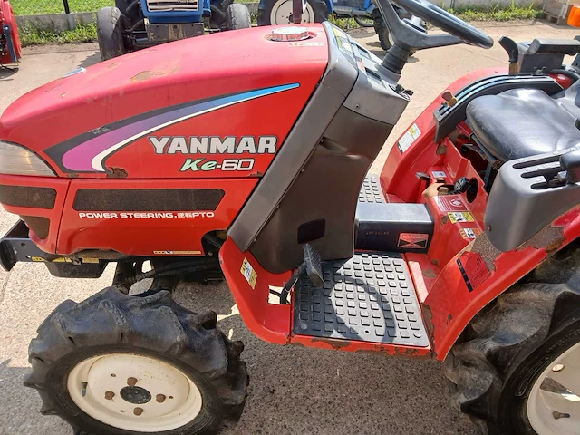 Yanmar ke-60 minitractor 4wd met frees - afbeelding 5 van  7