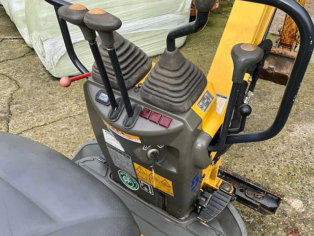 Yanmar sv08 minigraafmachine - afbeelding 10 van  21