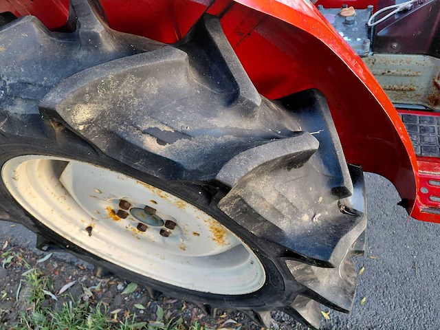 Yanmar ym2010 minitractor met grondfrees - afbeelding 2 van  18