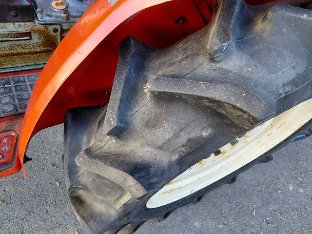 Yanmar ym2010 minitractor met grondfrees - afbeelding 18 van  18