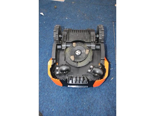 Yard force easymow 260 robotmaaier - afbeelding 7 van  7