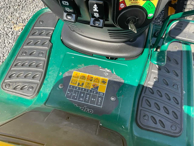 Yard machines hn 5220 ride on lawn mower - afbeelding 4 van  13