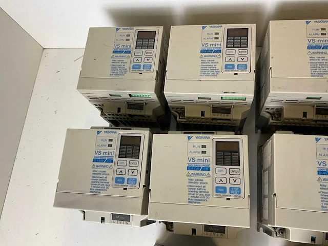 Yaskawa cimr-xcbcb0p4 frequentieregelaar (10x) - afbeelding 3 van  5