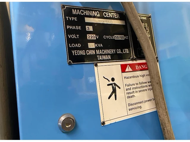 Ycm supermax vmc-65a cnc-bewerkingscentrum - afbeelding 2 van  3