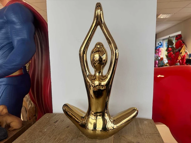Yoga lady chrome gold h48cm x l32cm - afbeelding 2 van  2