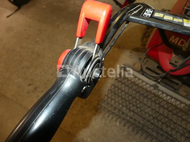 Yvmo md60 mechanische onkruidverdelger voor opritten en paden - afbeelding 3 van  11