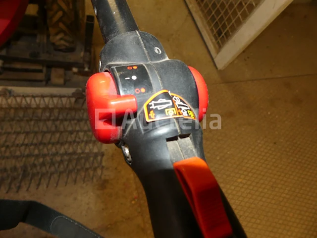 Yvmo md60 mechanische onkruidverdelger voor opritten en paden - afbeelding 11 van  11