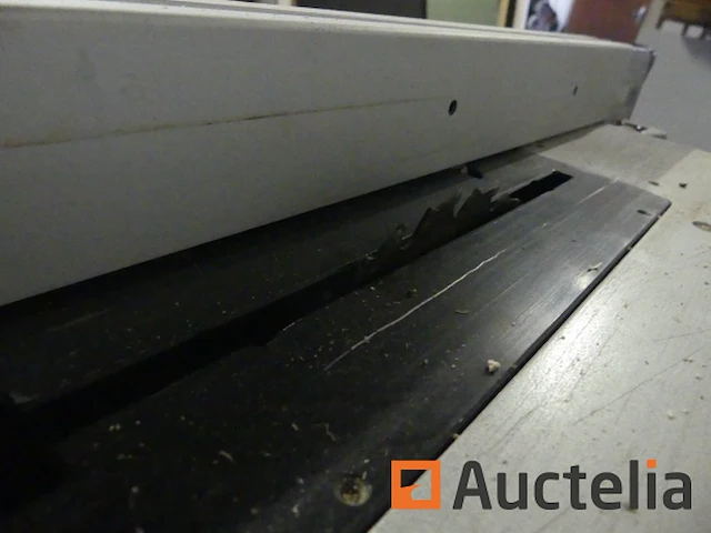 Zaag op tafel met makita 2704 basis - afbeelding 3 van  12