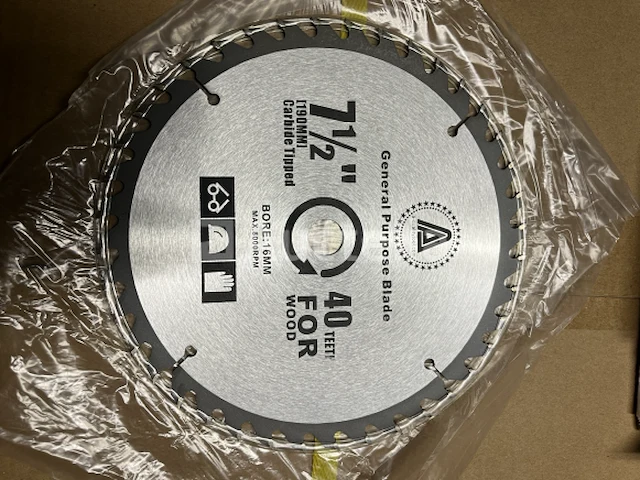 Zaagblad voor hout 190mm - afbeelding 1 van  3
