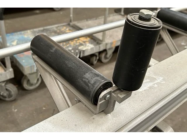 Zaagmachine fom industrie - afbeelding 4 van  17