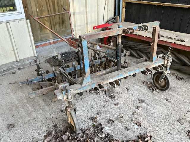 Zaaimachine + schoffelcombinatie 100cm - afbeelding 13 van  21