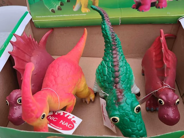 Zacht speelgoed en bouw en constructie dino's - afbeelding 5 van  5