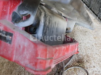 Zagen en tegels snijden - afbeelding 5 van  9