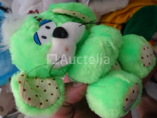 Zak met diverse knuffels - afbeelding 1 van  10