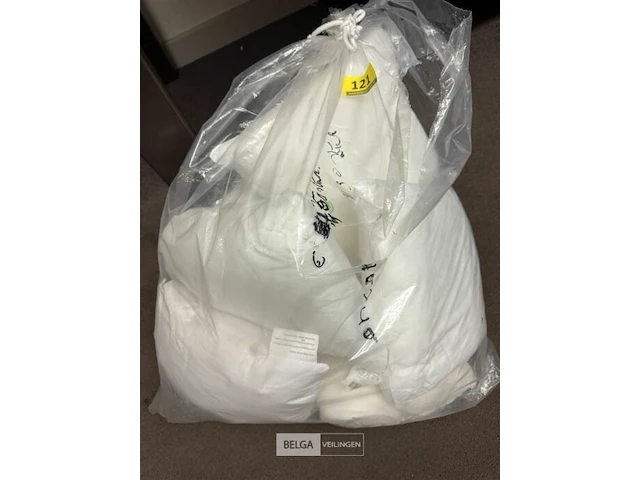 Zak met diverse kussens 40x40 cm - afbeelding 1 van  2