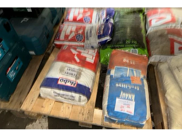 Zand, absorptiekorrels, cement - afbeelding 4 van  4