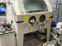 Zandstraalcabine hbm