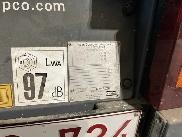 Zandstraalinstallatie compleet met compressor, ketel, ontvochtiger, slangen, straalslang en helm. - afbeelding 4 van  42