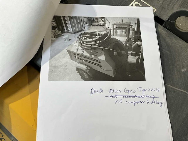 Zandstraalinstallatie compleet met compressor, ketel, ontvochtiger, slangen, straalslang en helm. - afbeelding 31 van  42