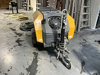 Zandstraalinstallatie compleet met compressor, ketel, ontvochtiger, slangen, straalslang en helm. - afbeelding 41 van  42