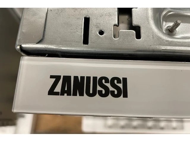 Zanussi inbouw vaatwas - afbeelding 2 van  7