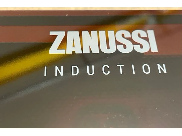 Zanussi inductie inbouw kookplaat - afbeelding 2 van  5