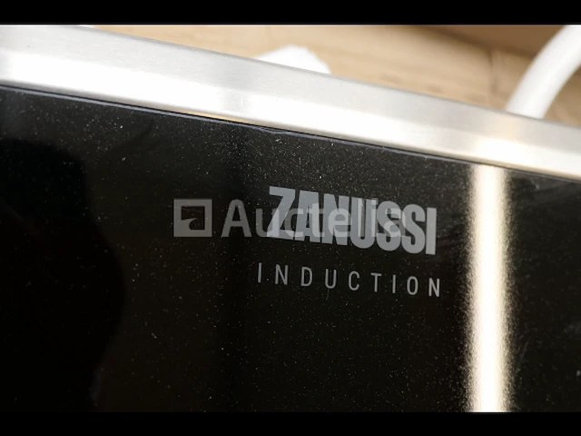 Zanussi inductiekookplaat zitn643x - afbeelding 4 van  4