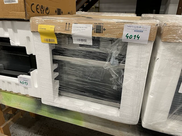 Zanussi oven compact inbouw - afbeelding 1 van  2