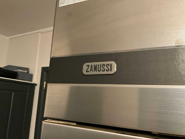 Zanussi rvs koelkast - afbeelding 5 van  7