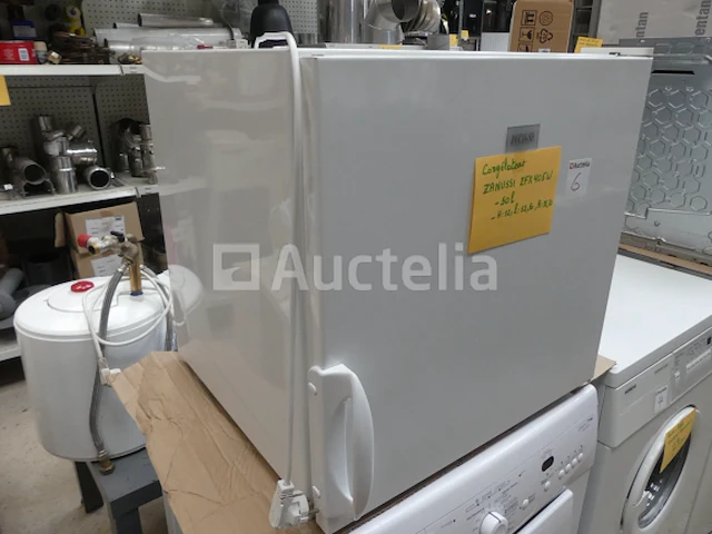Zanussi tafelmodel vriezer zfx405w - afbeelding 1 van  4