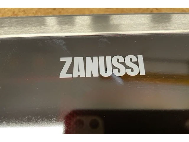 Zanussi vitro keramische inbouw kookplaat - afbeelding 2 van  5