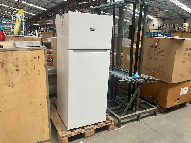 Zanussi ztae24ew koel/vriescombinatie - afbeelding 1 van  9